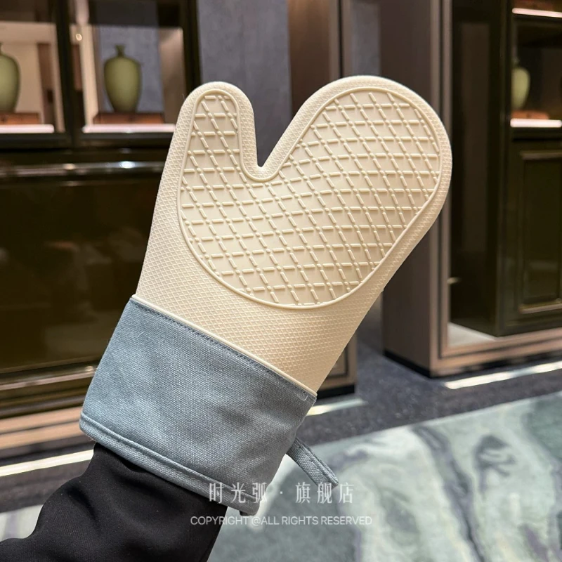 LMM Silicone Gloves Thickened Cotton Double Insulation Gloves Microwave Oven Baking