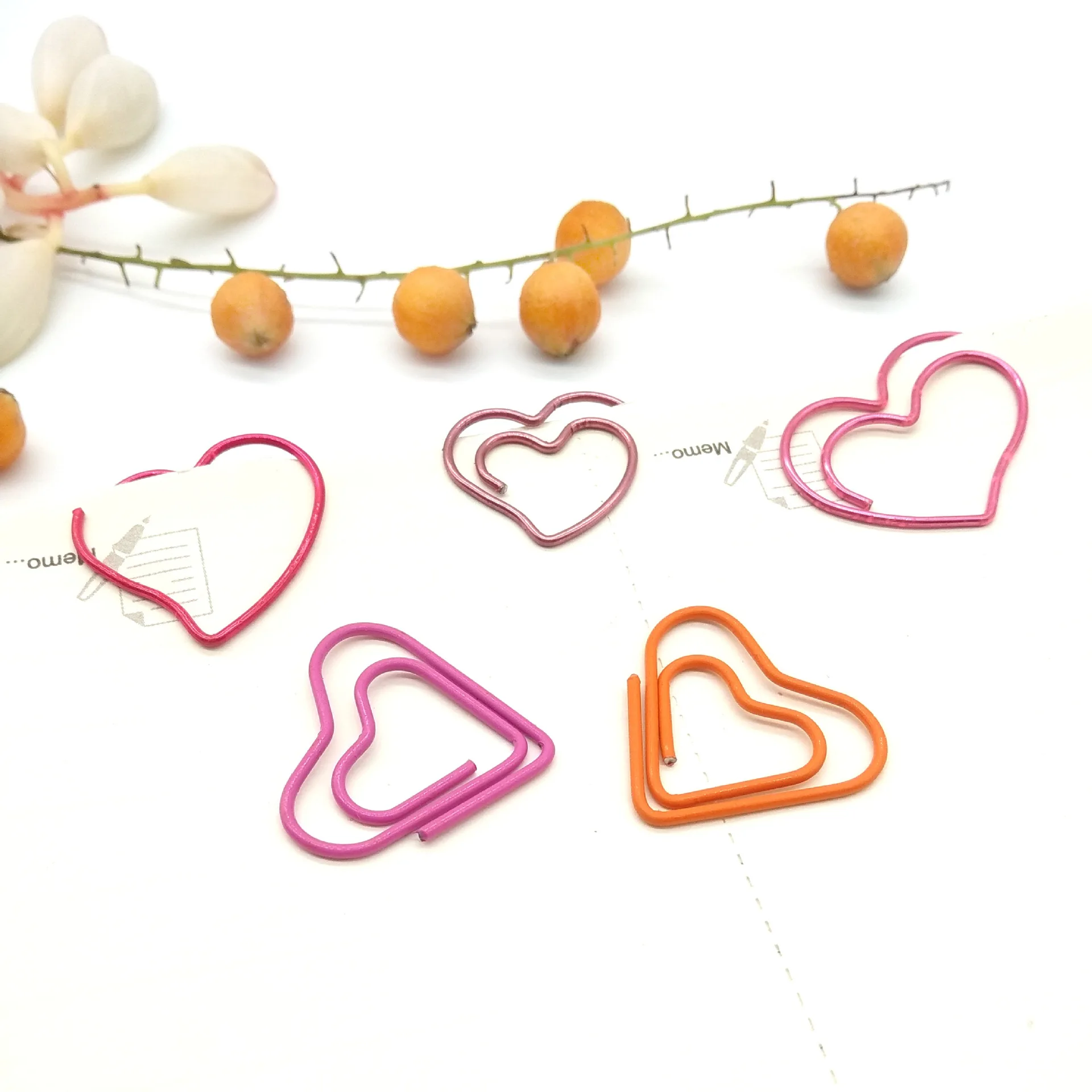 100Pcs Heart Bookmark Metal Paper Clip Decor Colorful Book Note Decoration Binder Clip Student Stationery Office Supplies