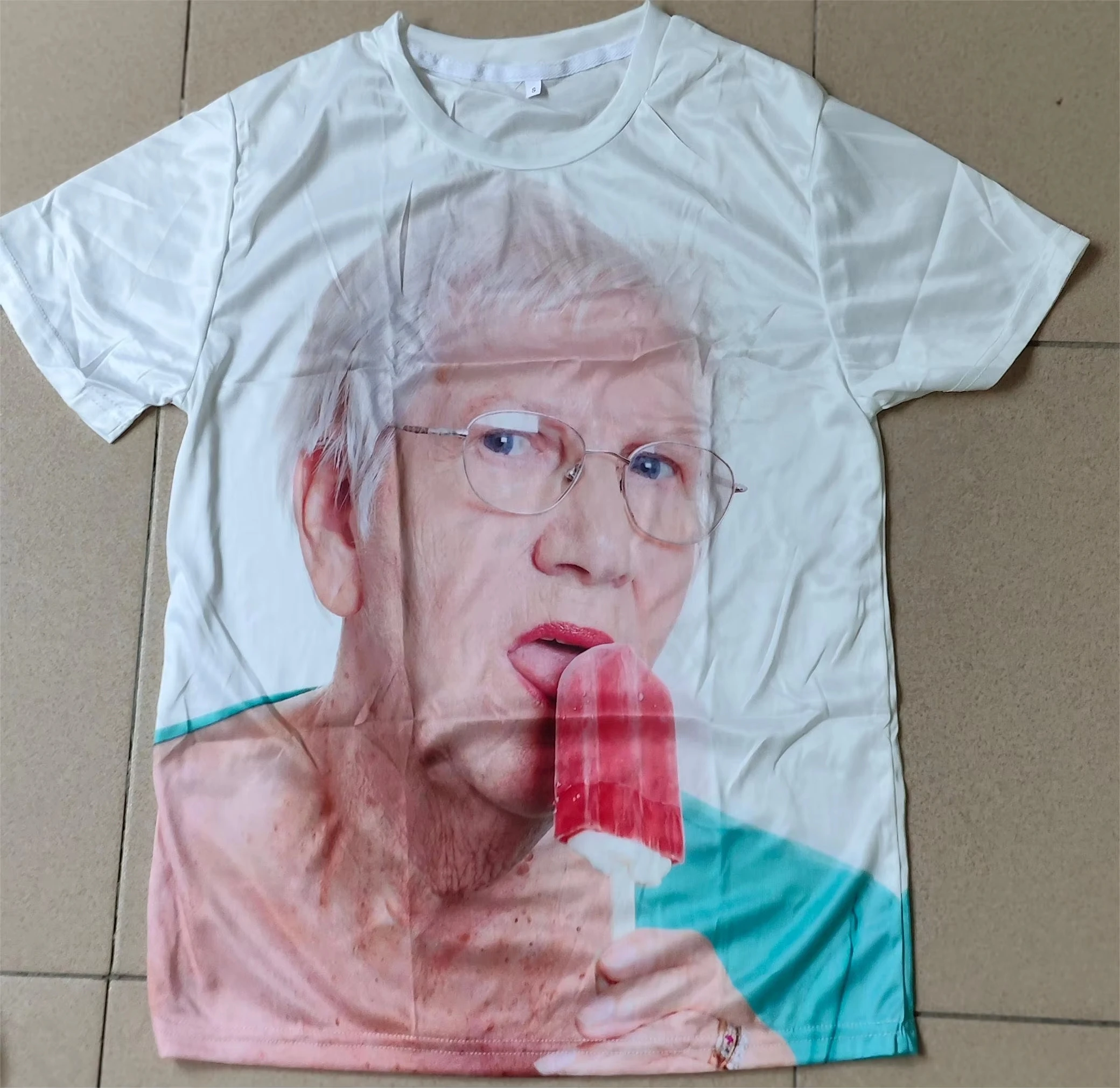 Fun Ice Cream Men T-shirt Senior Women Licking Popsicle 3d Print Tshirt Kawaii Grandma Fun Popsicle Short Sleeve T shirt TOP TEE