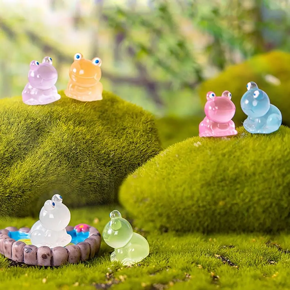

New Mini Miniature Glow At Night Sequin Figurines Resin Fairy Garden Decoration Mini Frog