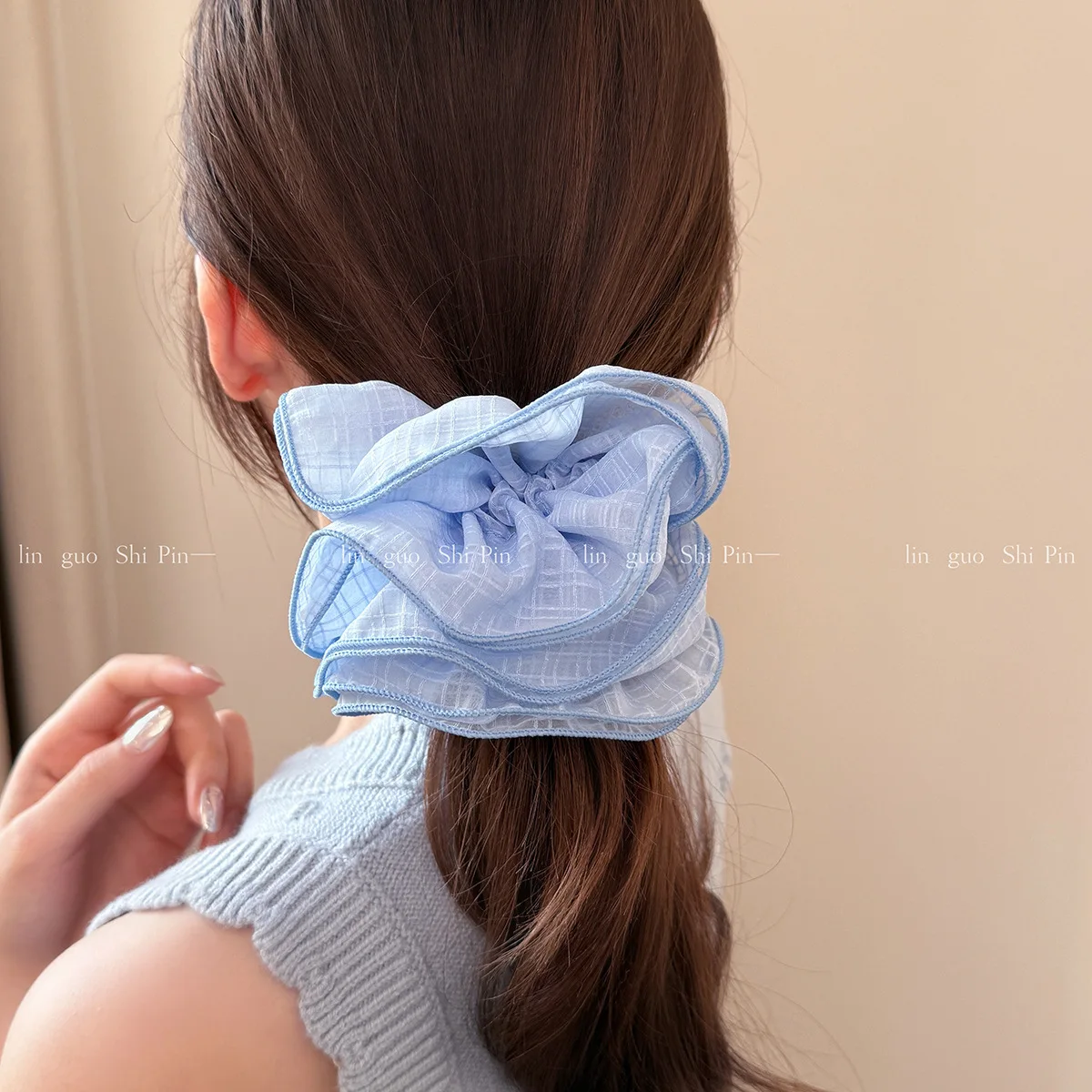 Hot Selling 4 Layer Ruffle Scrunchie Lazy Elegant High Stretch Hair Tie for Women High Bun Ponytail Holder Plaid Texture