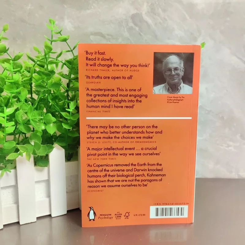 Thinking Fast and Slow Original English Book Daniel Kahneman Adult Economics Reading