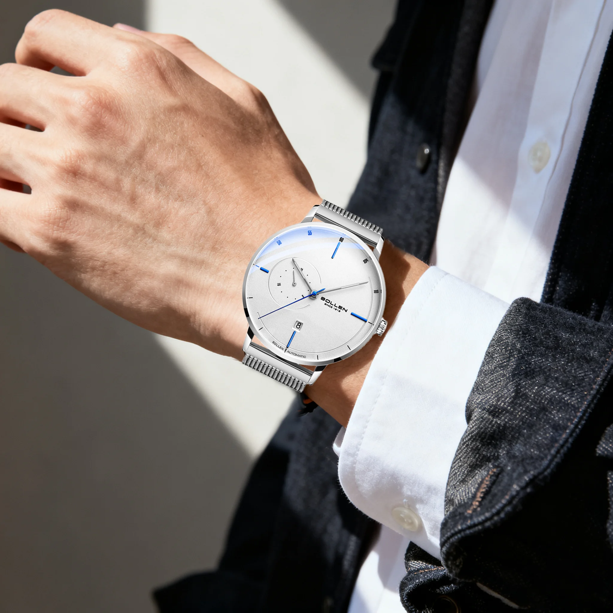 

Engineered for Clarity: Men's Automatic Watch with Scratch-Resistant 3D Curved Mineral Crystal & Exhibition Case Back. Minimalis