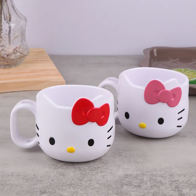 Kawaii sanrio anime copo de água bonito olá kitty café da manhã copo de leite doce dos desenhos animados moda versátil caneca de plástico presentes para a menina