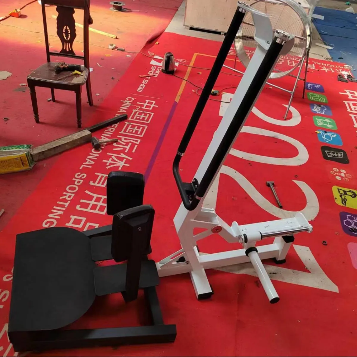 Gym-Specific Leg Abductor Machine | Comprehensive Training Equipment for Glute Enhancement