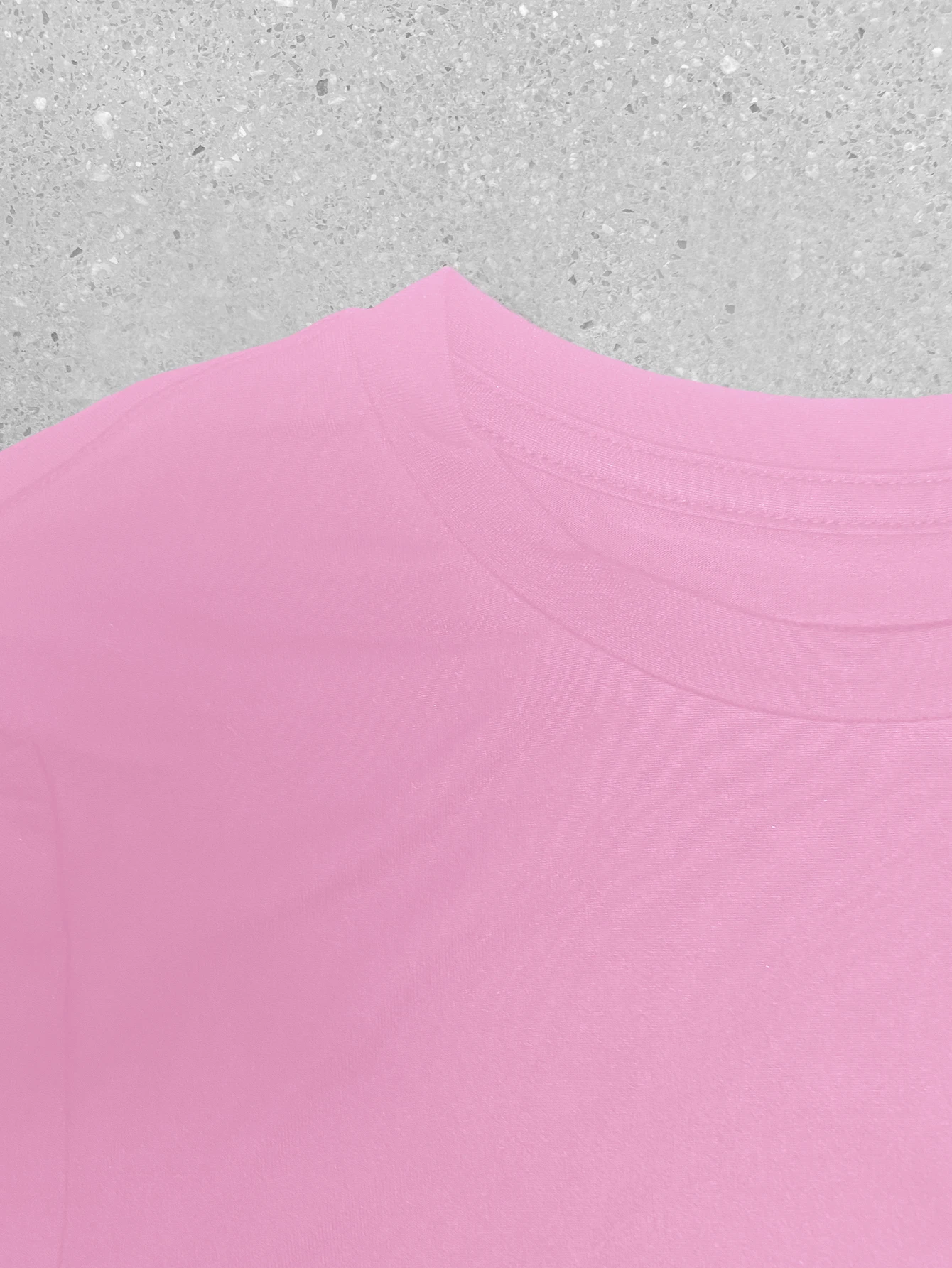 T-Shirt à manches courtes pour femmes, col rond, couleur unie, tissu doux, vêtements décontractés pour printemps et été, coupe ample