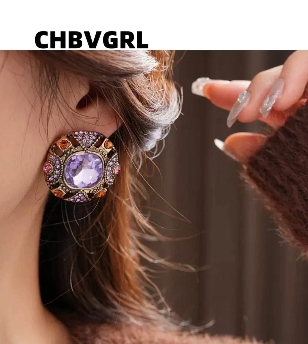 

Hot-selling ear clips, luxurious palace style, square-shaped earrings, retro, high-end, ear accessories.