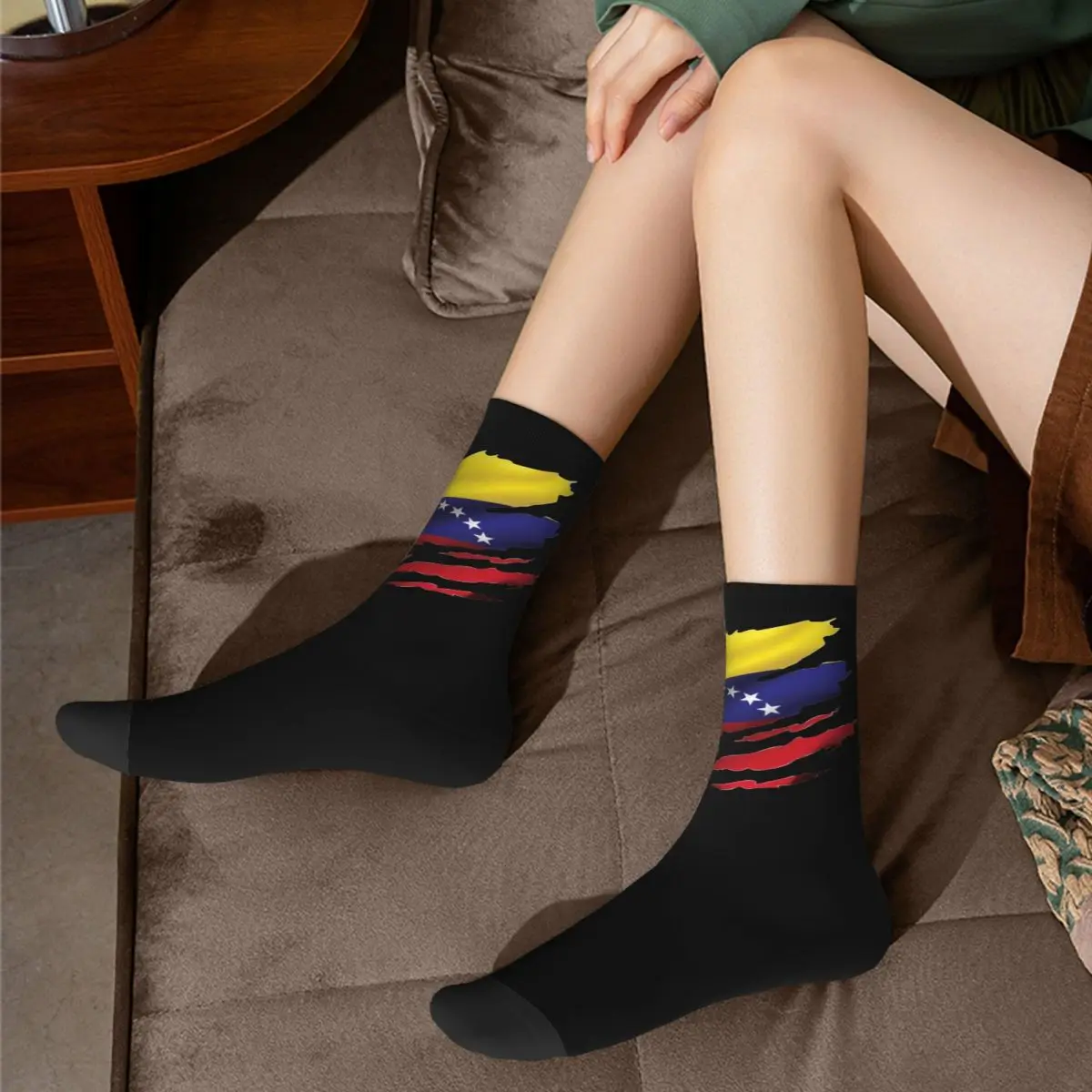 Happy Men\'s Socks Casual Venezuela Ripped Flag Sock Polyester Venezuelan Graphic Women Stockings Spring Summer Autumn Winter