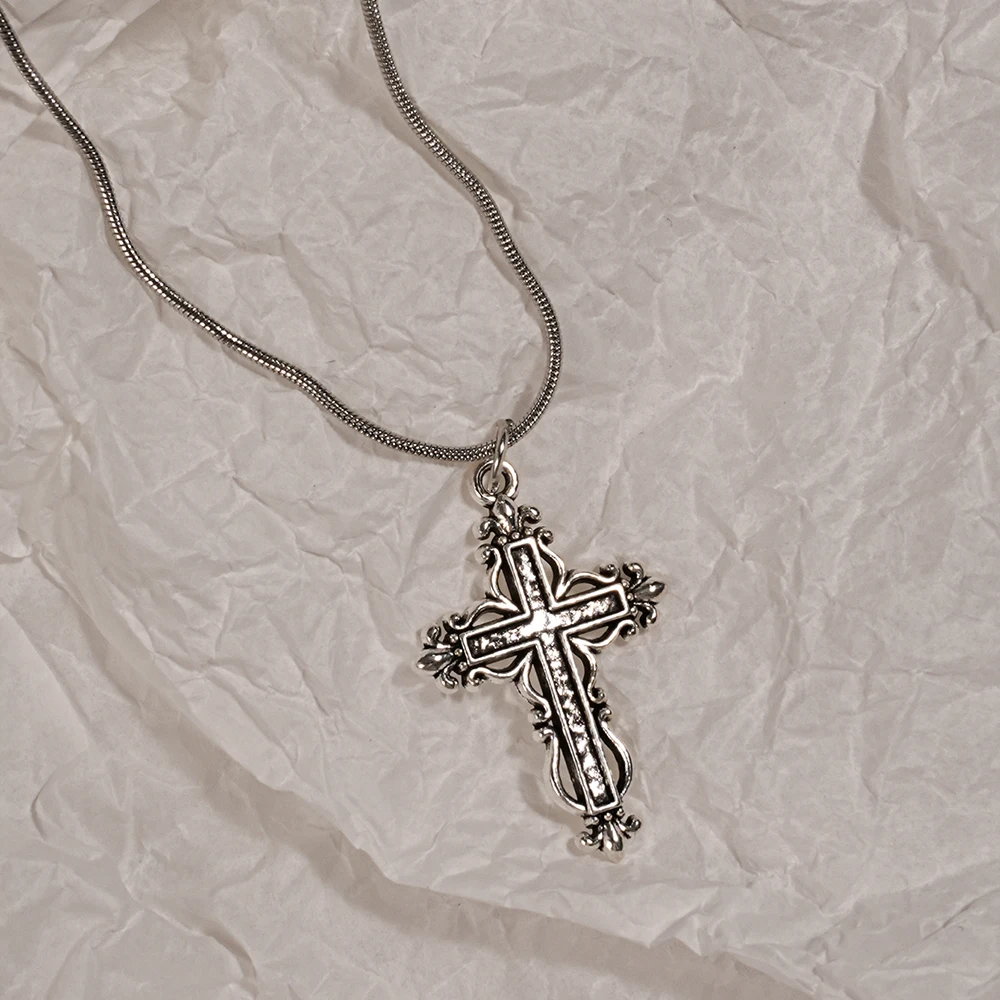 Collier avec pendentif croix d'amour créatif personnalisé Y2K Sweet Cool Girl