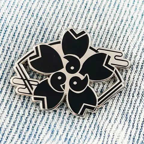 Azur Lane Sakura Empire Enamel Pin Game Faction Logo Badge Second Dimension Peripheral Brooch Gamer Gift