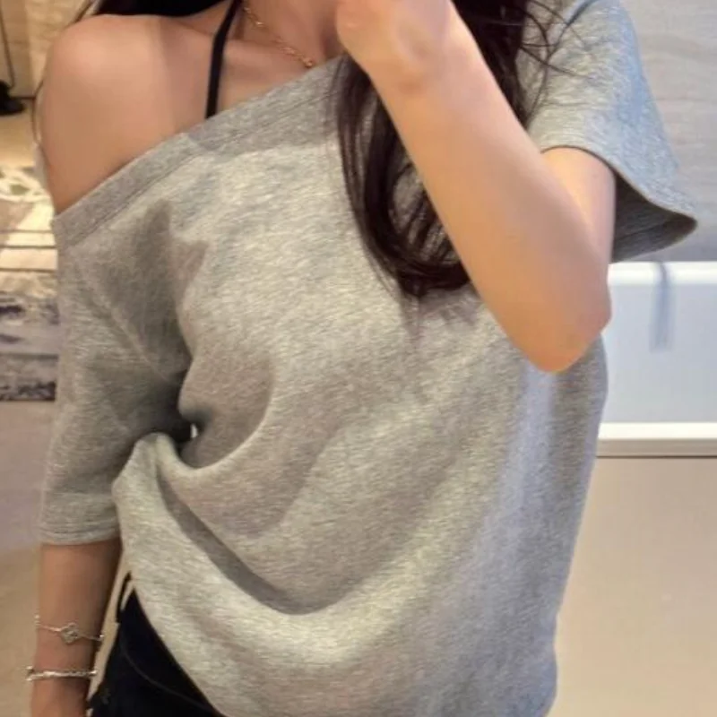 

Женская одежда: Пуловер с коротким рукавом в корейском стиле, летняя повседневная универсальная свободная футболка с асимметричным кроем, минималистичный дизайн