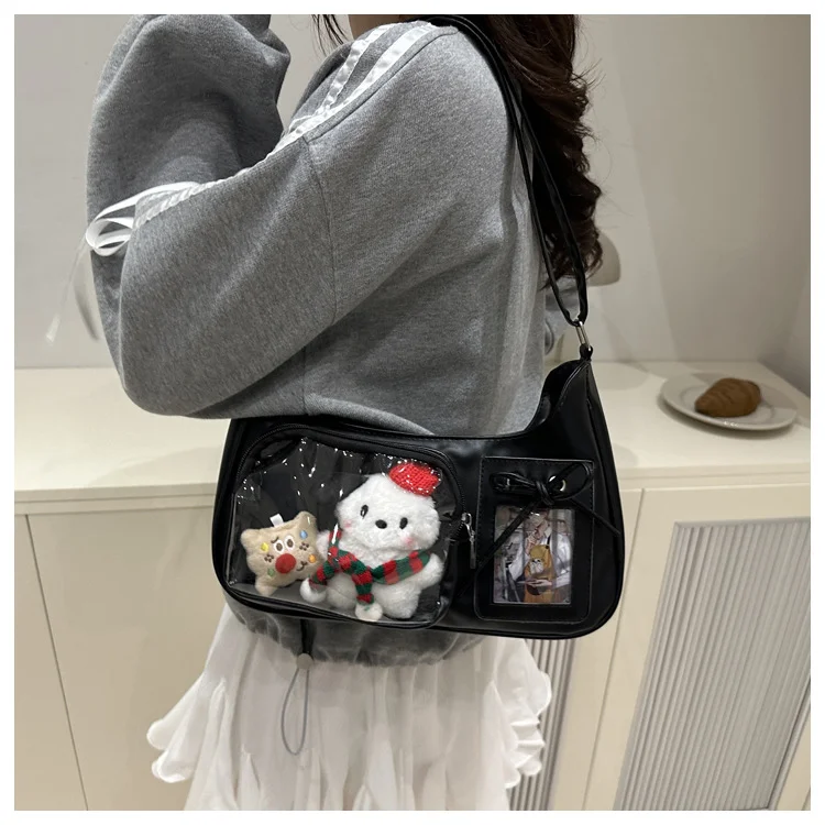 Vintage burgunderrote PU-Schultertasche mit transparenter Seitenfach-Optik, Unterarmtasche, Anime-Motiv-Fanartikel-Aufbewahrungstasche. – Detail 9