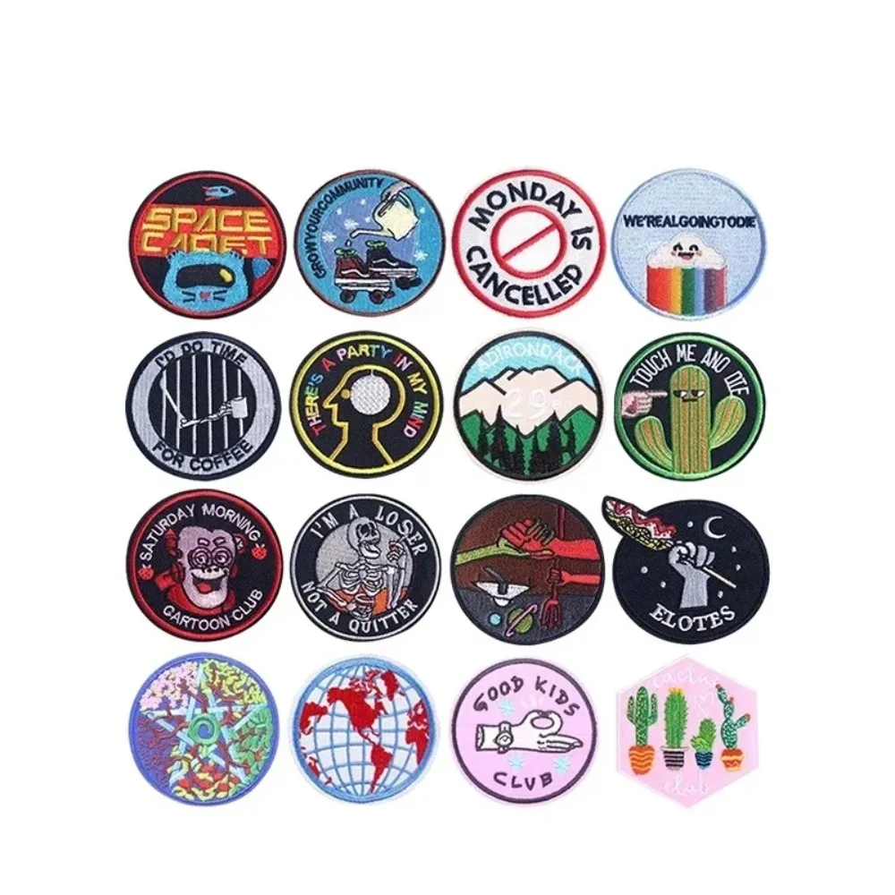 Toppe ricamate personalizzate per abbigliamento Zaino Logo fai da te Badge Applique Patch Etichetta ricamata personalizzata con il tuo design