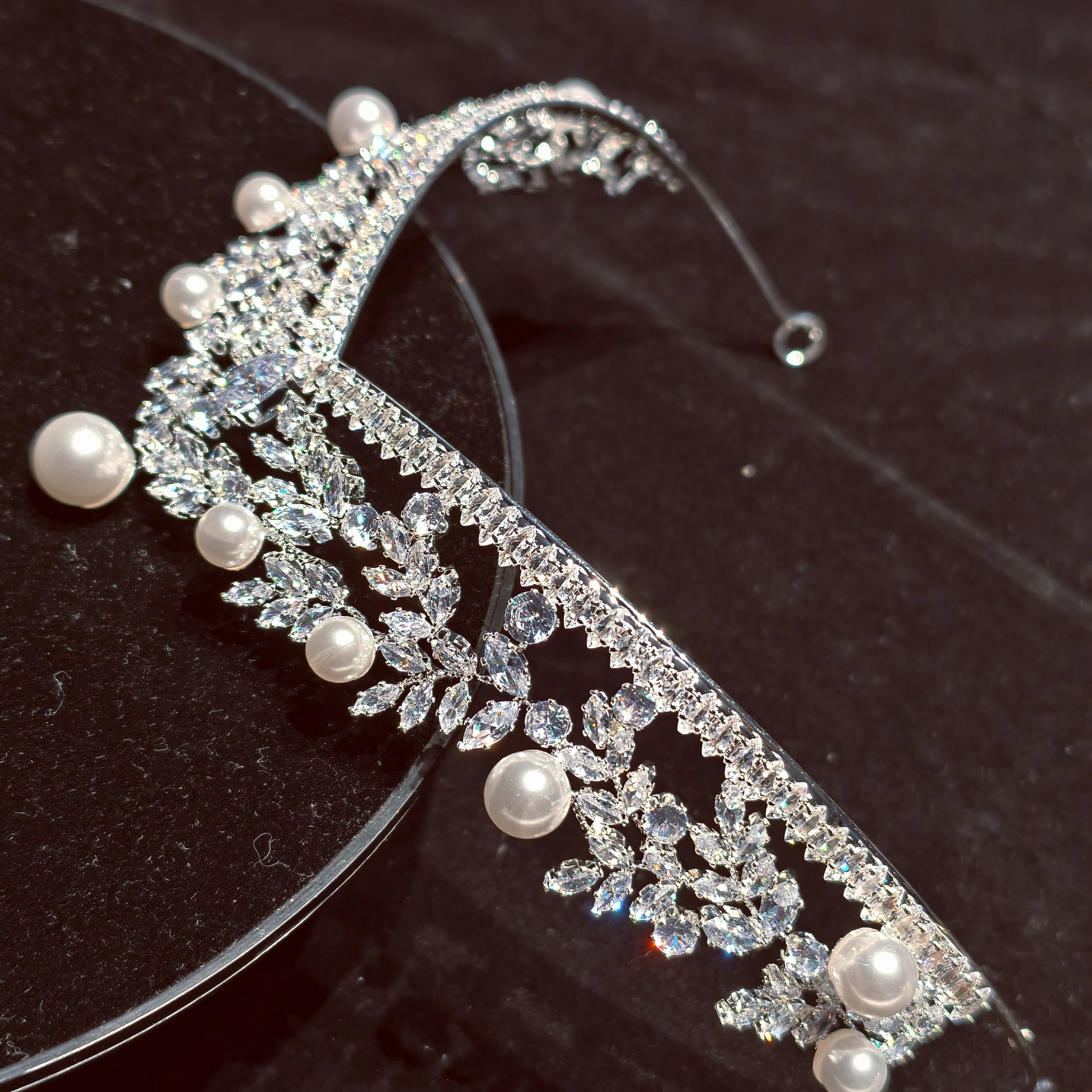 

Свадебные короны принцессы для невесты с жемчугом и цирконием, свадебная тиара, корона для женщин, 15-летняя диадема, вечерние украшения для волос невесты, головной убор