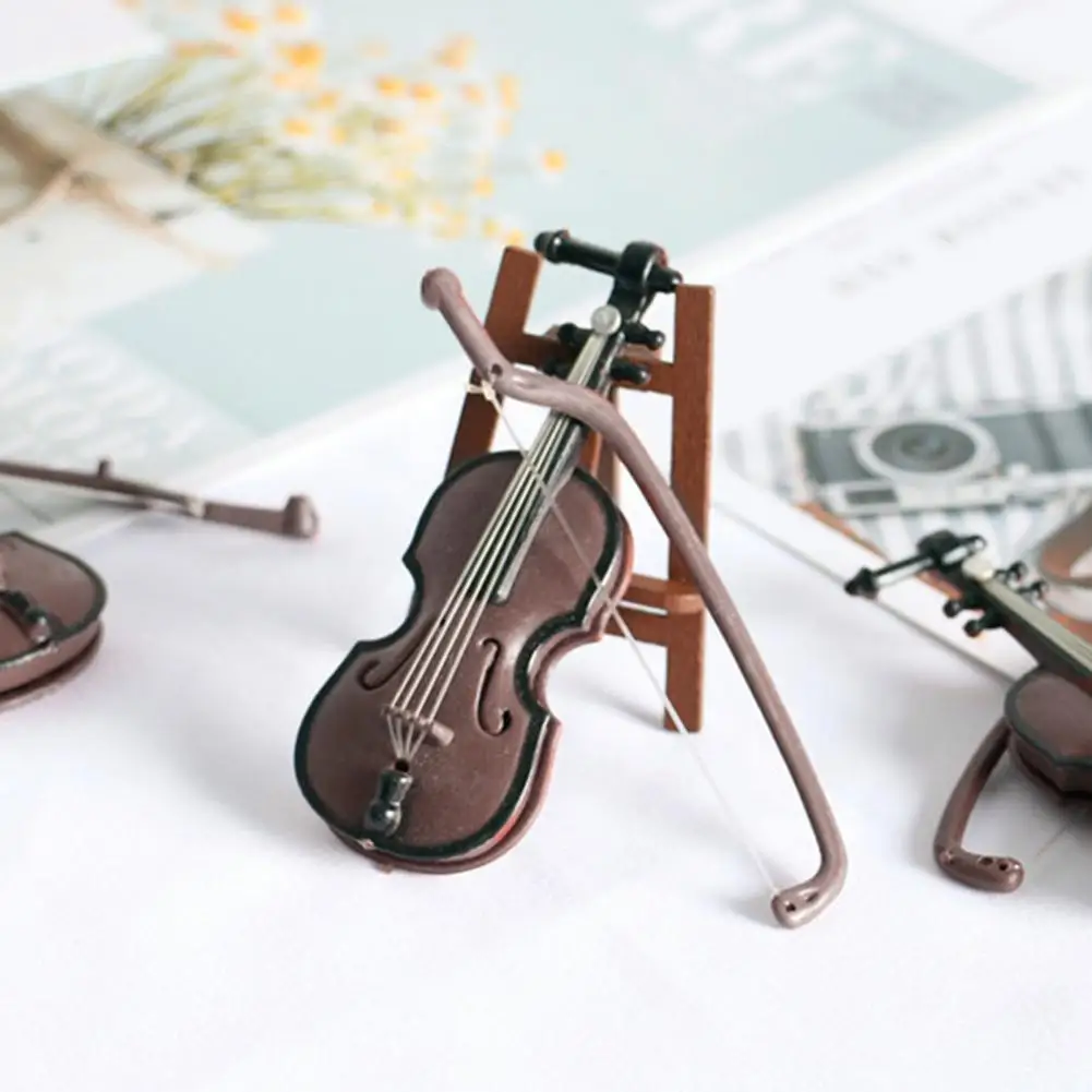 Mini violini ornamento violino in miniatura modello 1/12 scala simulazione in legno violino casa delle bambole violino Home Office decorazione del Desktop