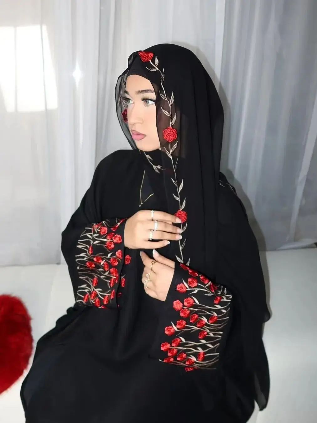 

Latest fashion flowers embroidery Opened Muslim Robe abaya syari female full length Muslim abaya Worship Service abayas wy2299