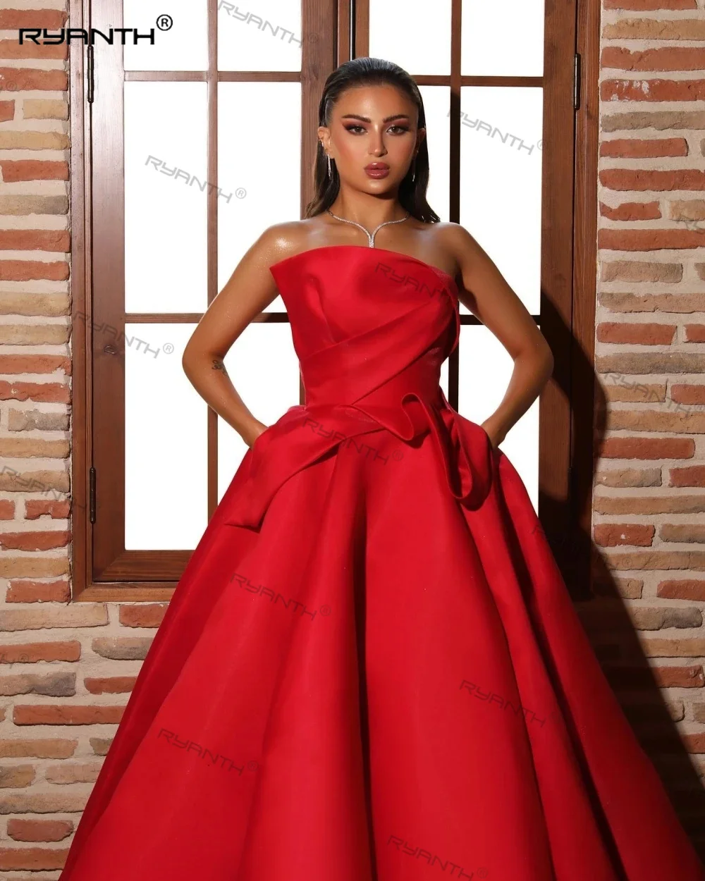 Ryanth Vintage A Line Evening Dresses Strapless Floor Length Prom Gowns Formal Party Dress Women Perform Carpet Celebrity Dress