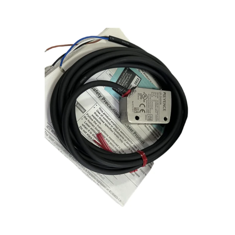 Good KEYENCE LR-ZH500N LR-ZH500P LR-ZB100N LR-ZB100P CMOS Laser Sensor Square Cable Type 500mm Used for Object Detection in Stoc