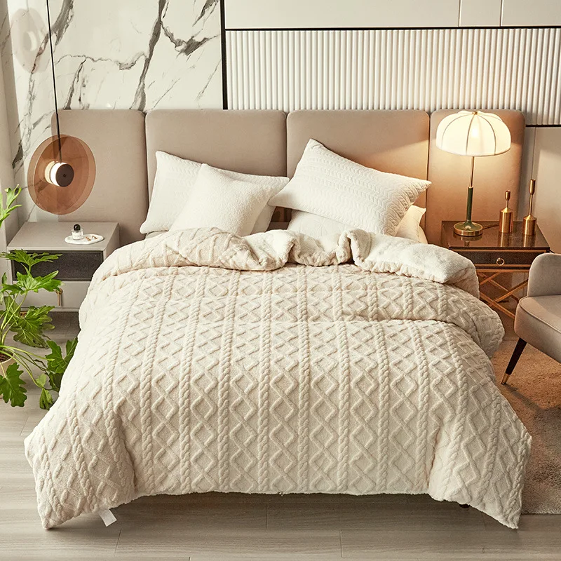 

Geometric Pattern Taffeta Duvet Cover Winter Warm Soft Crystal Velvet Blanket Thickened Plush Double Quilt Cover No Pillowcases