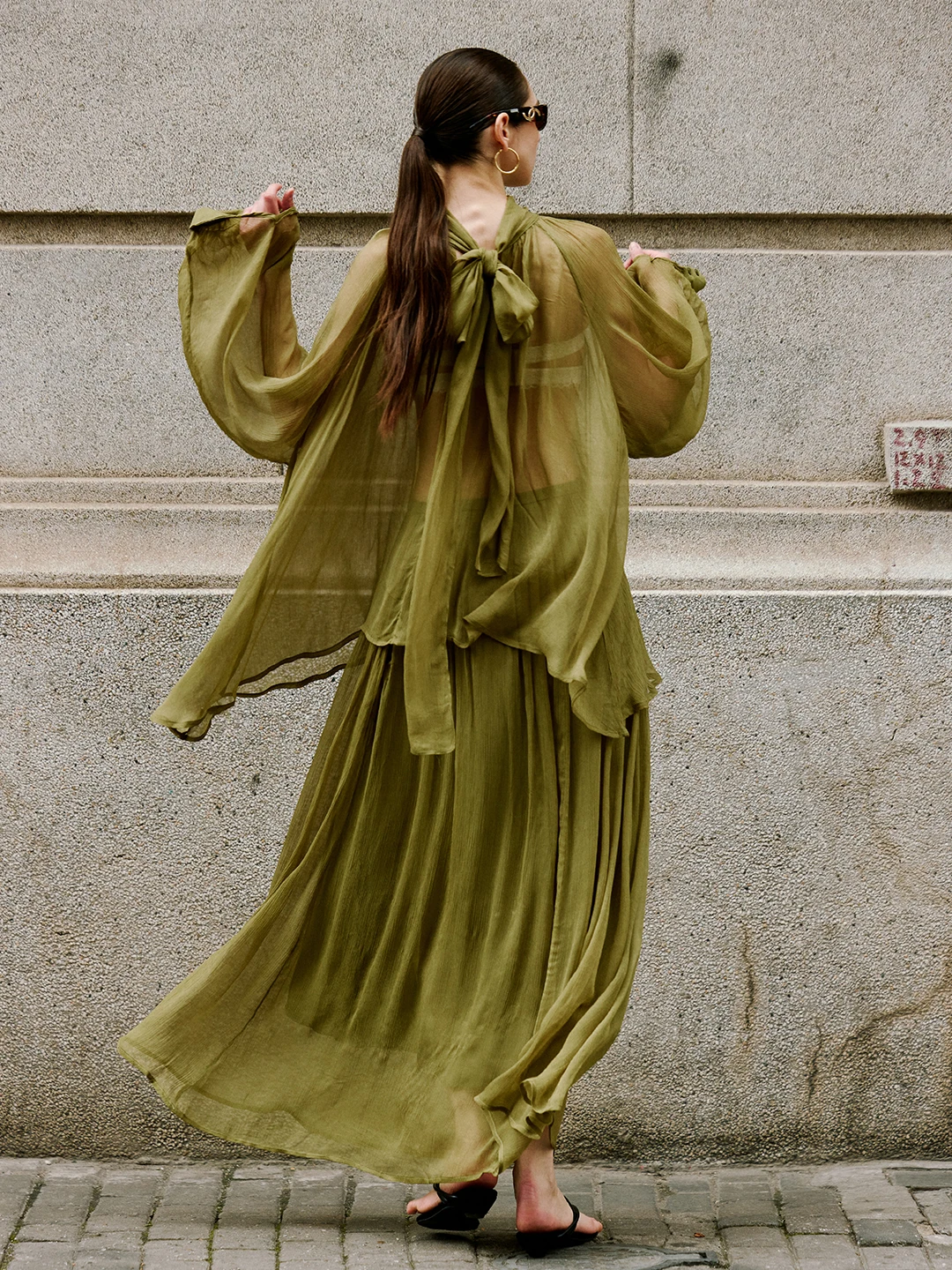 Luna7xi Women's Long Sleeve Chiffon Top And Umbrella Skirt Set Ethereal Feel Half-length Skirt Ensemble Spring Fashion