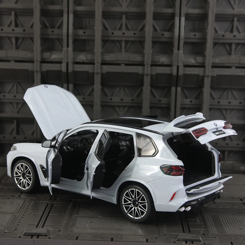 نموذج سيارة محاكاة BMW X5M من سبيكة 1:18 بأربعة أبواب وغطاء محرك السيارة الأمامي وباب صندوق السيارة يمكن فتحها بتفاصيل غنية، مصنوع بدقة #5
