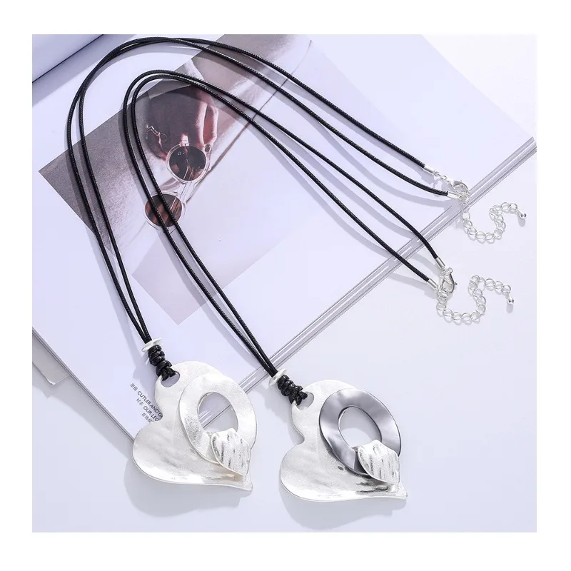 

Exclusively for Popular Foreign Trade Fashion Necklaces, Metal Love Women's Long Necklaces, Sweater Chains