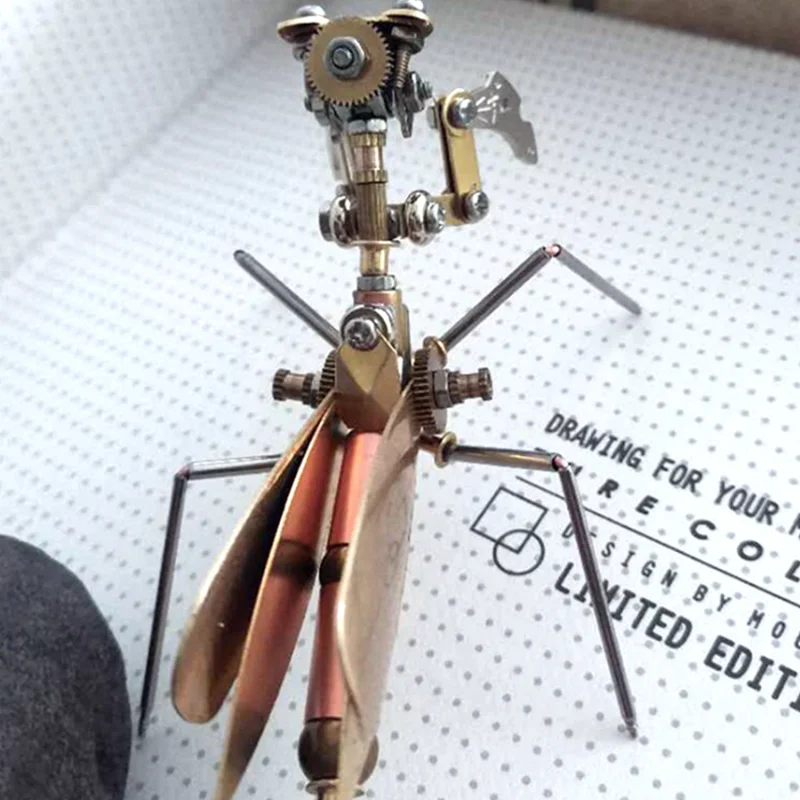 Sunchamo Steampunk Mechanical Insect Full Metal Mantis Animal Model Creative Handmade Crafts Living Room Decoration Home Decore