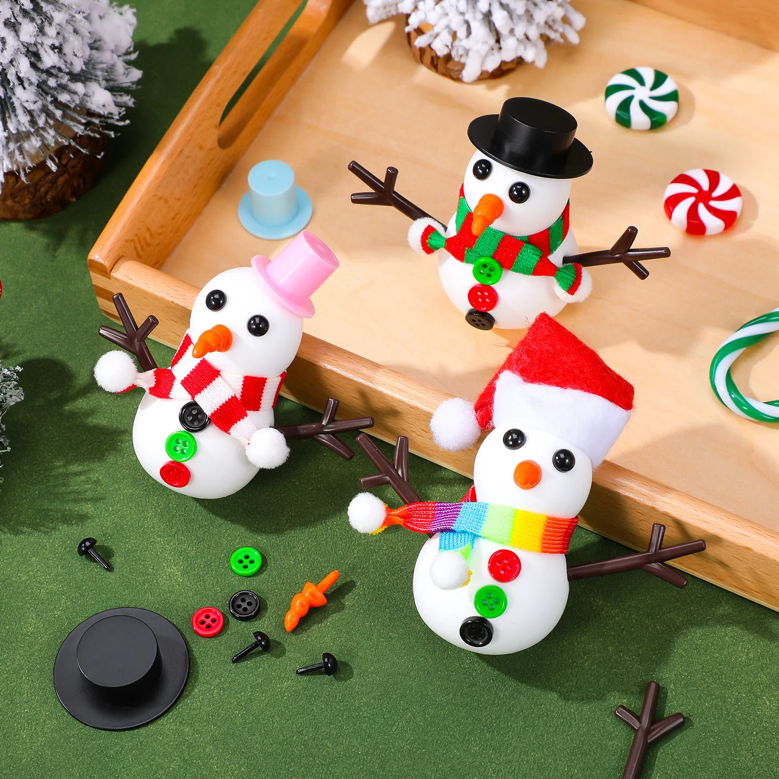 96個入り スノーマン クラフトキット 子供向け：ポリマークレイ DIY クリスマスアクティビティセット 室内冬の楽しみ 自分で作るホリデーパーティーグッズ