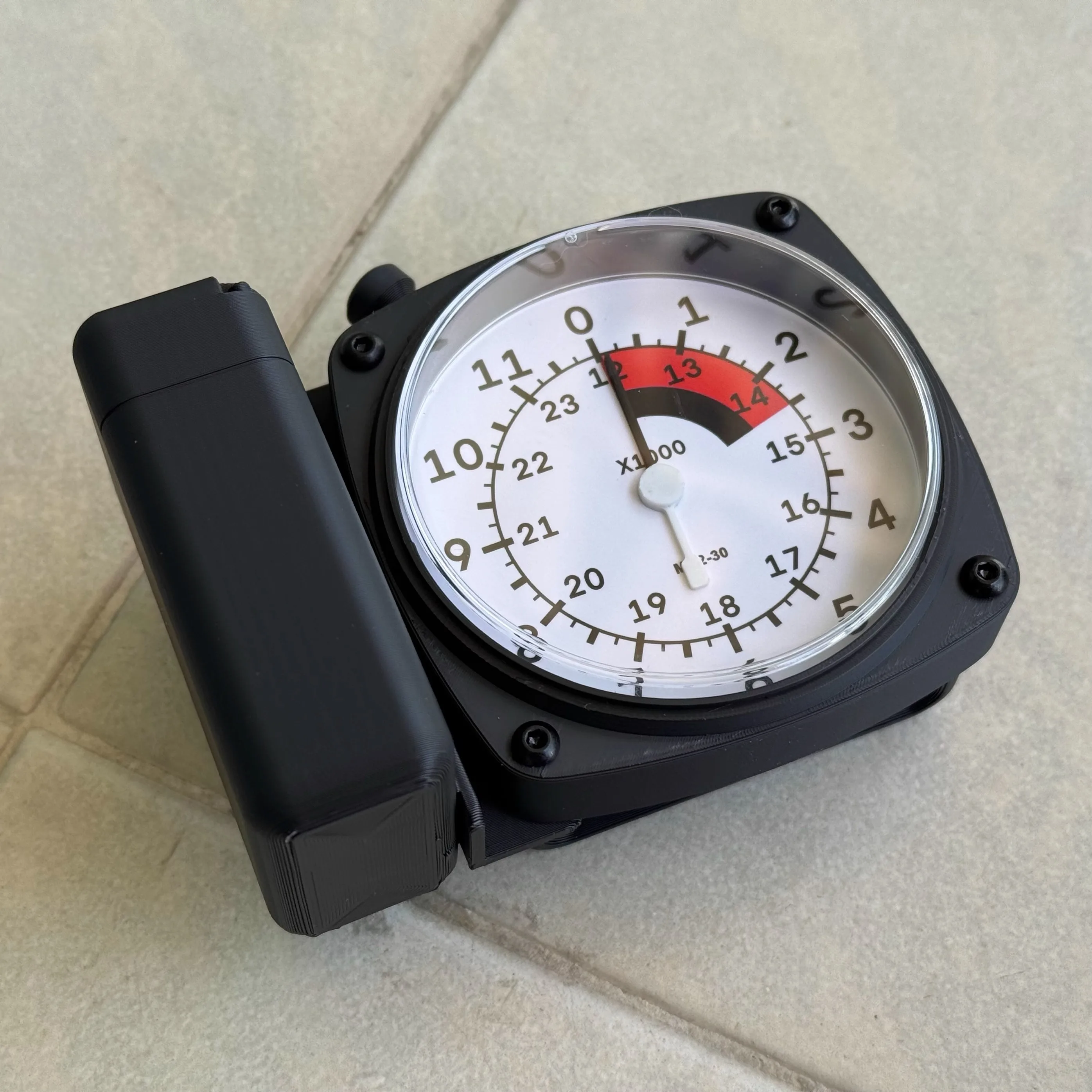 （Tide play model）Military Altimaster Ii Battery Box and Lighting Lamp with Air Pressure Meter Model Lighting Function