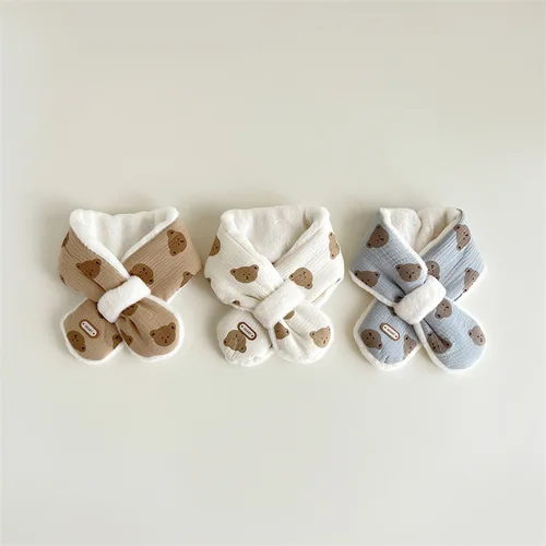 ملابس الأطفال