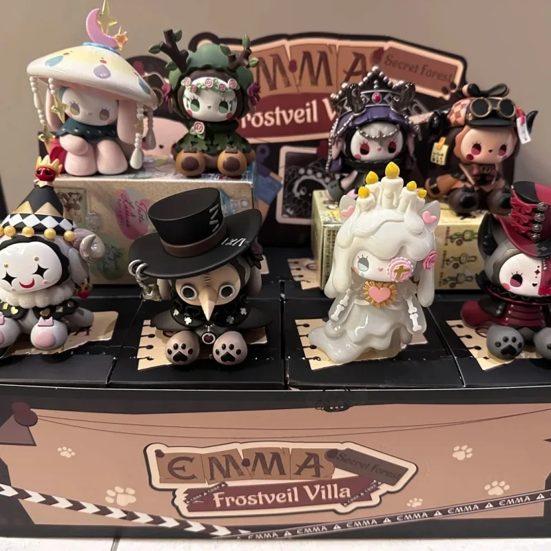 إيما سيكريت فورست فروستفيل فيلا سلسلة لطيف عمل شخصيات كرتونية Kawaii اللعب الشكل الدمى دمى هدايا عيد الميلاد هدية عيد الميلاد