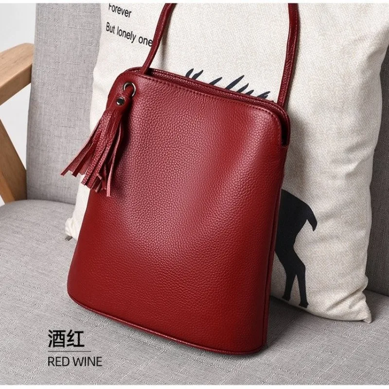 

Versatile Leather Tote Bag Ladies Classic Elegant Appearance Trendy Design Casual Outdoor Shopping Handbag