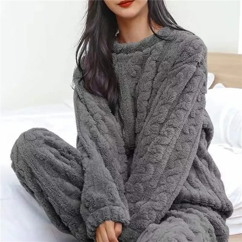 Women Fleece Pajamas Set Winter Sleepwear Solid Velvet 2 Piece Pant Home Suit Fluffy Casual Pajamas Warm O-neck Night Wear 2023