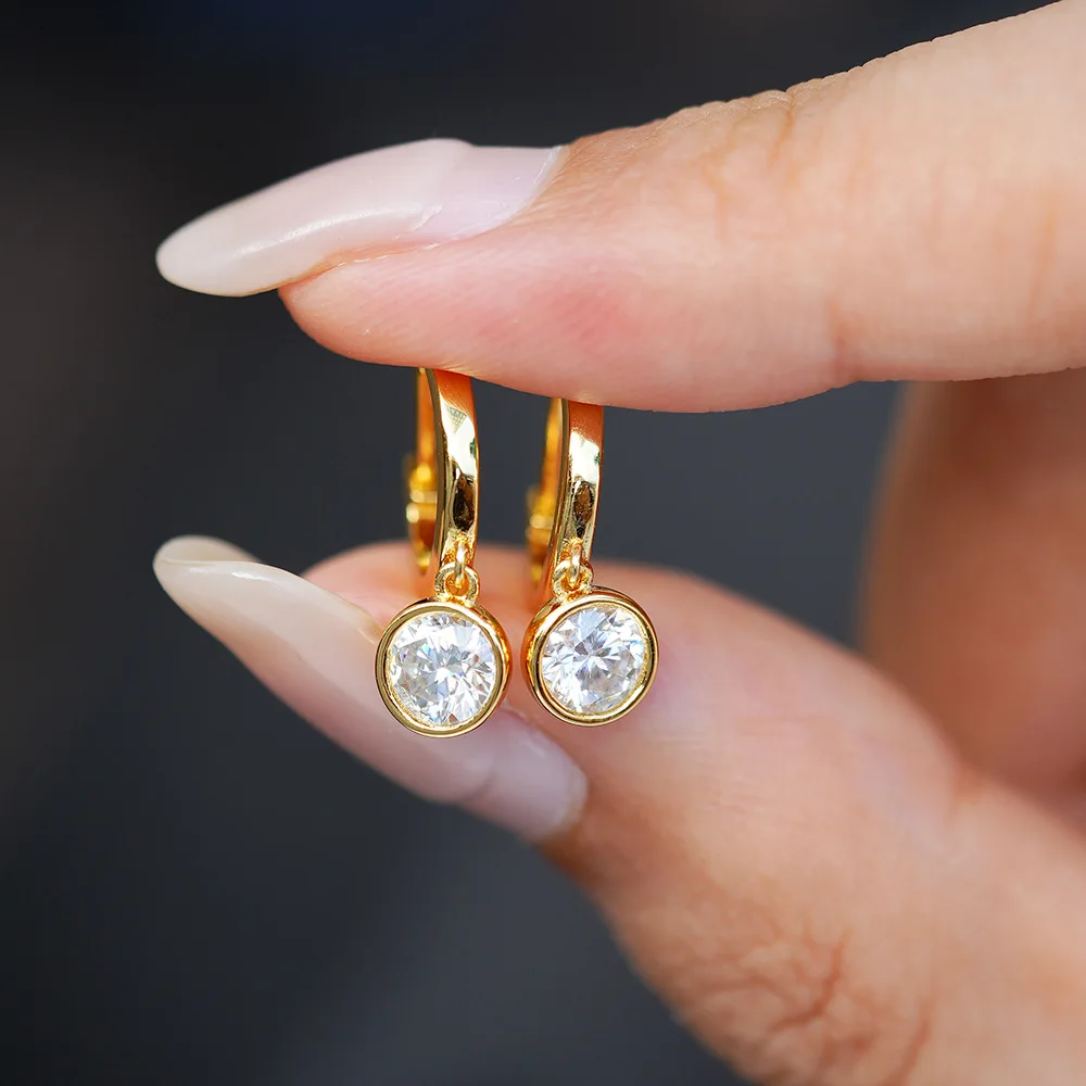 Apexelle Brand Trendy Jewelry 925 Sterling Silver Stud Earrings 0.5CT Moissanite Gold Plated Hoop Earring Fine Jewelry