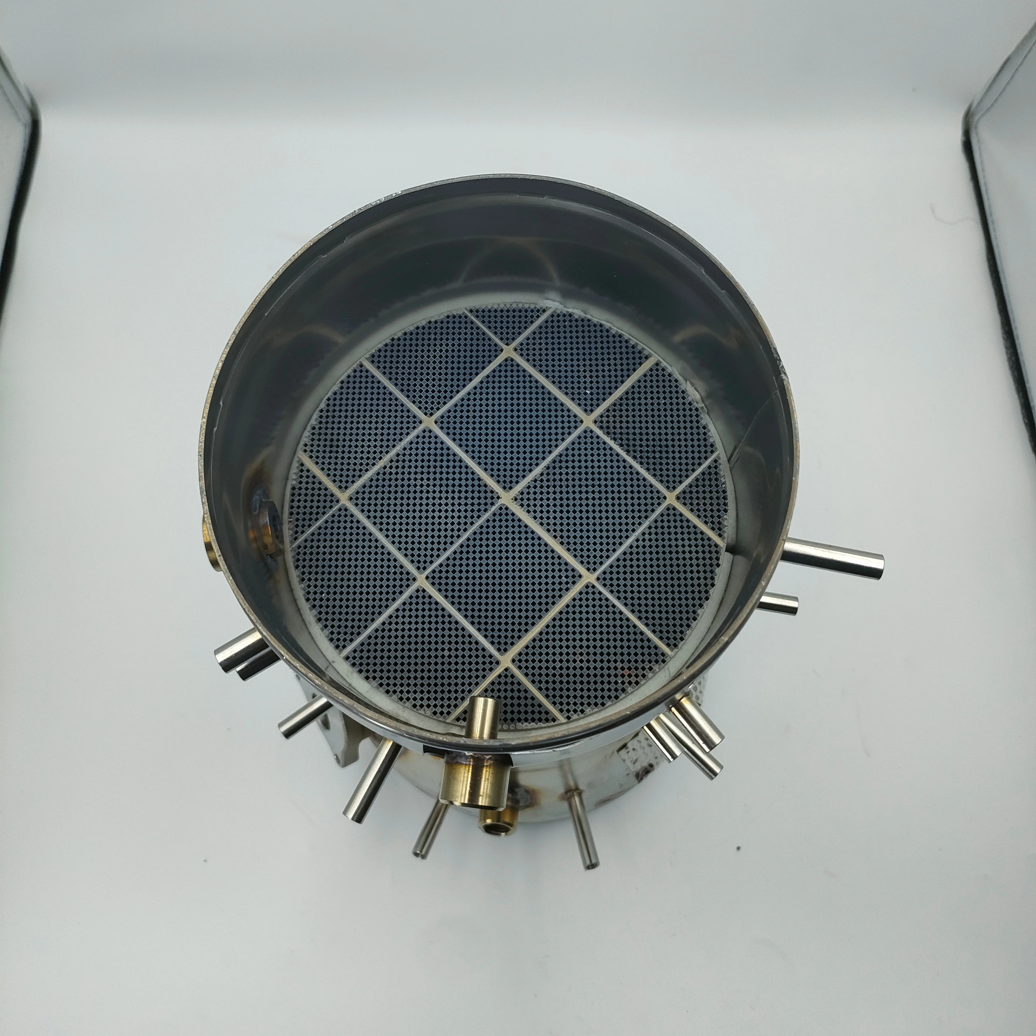 

New DPF Catalytic Converter X10017673 Particulate Filter for D20 YUNNEI Engine Exhaust Emission Control