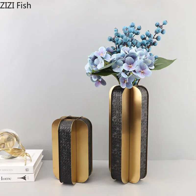 

Golden Geometry Vase Artificial Flower Decorative Flowers Pots Desk Decoration Leather Floral Vases Room Aesthetic Decor