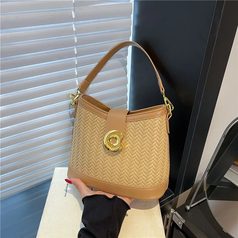 

Уникальная тканая сумка-ведро для женщин, богемная сумка на плечо с шнурком, вязаный крючком кошелек ручной работы для пляжа, милая подмышками