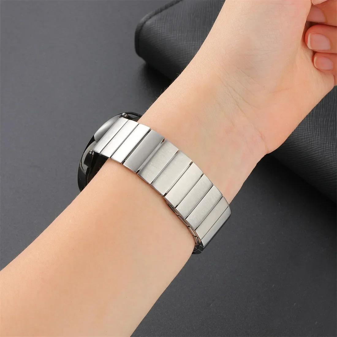 Luxury Stainless Steel Band for Samsung Galaxy Watch Ultra 47mm No Gaps Magnetic Strap for GALAXY WATCH ULTRA 47MM Metal Correa image 4