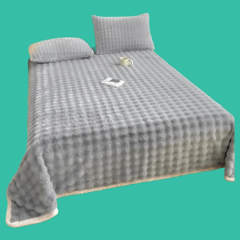 

2025 new solid color winter rabbit plush blanket milk plush household bedroom thickened warm blanket