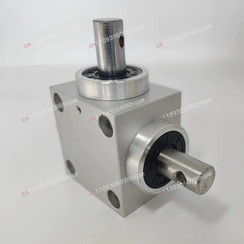 Waterproof right angle steering gear two-axis three-axis gear reducer aluminum alloy durable