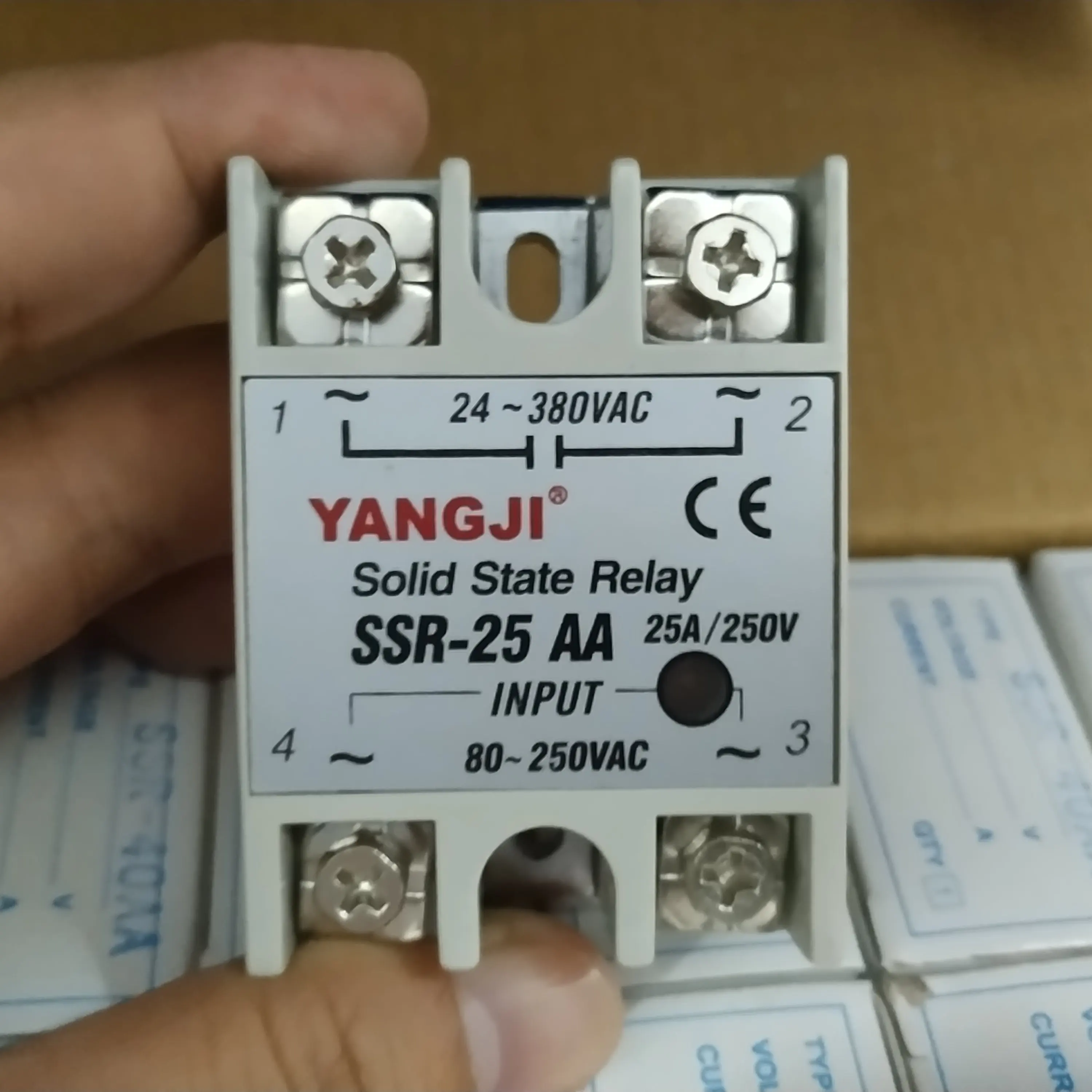 

Male single-phase AC solid state relay SSR-25AA (load 25A)