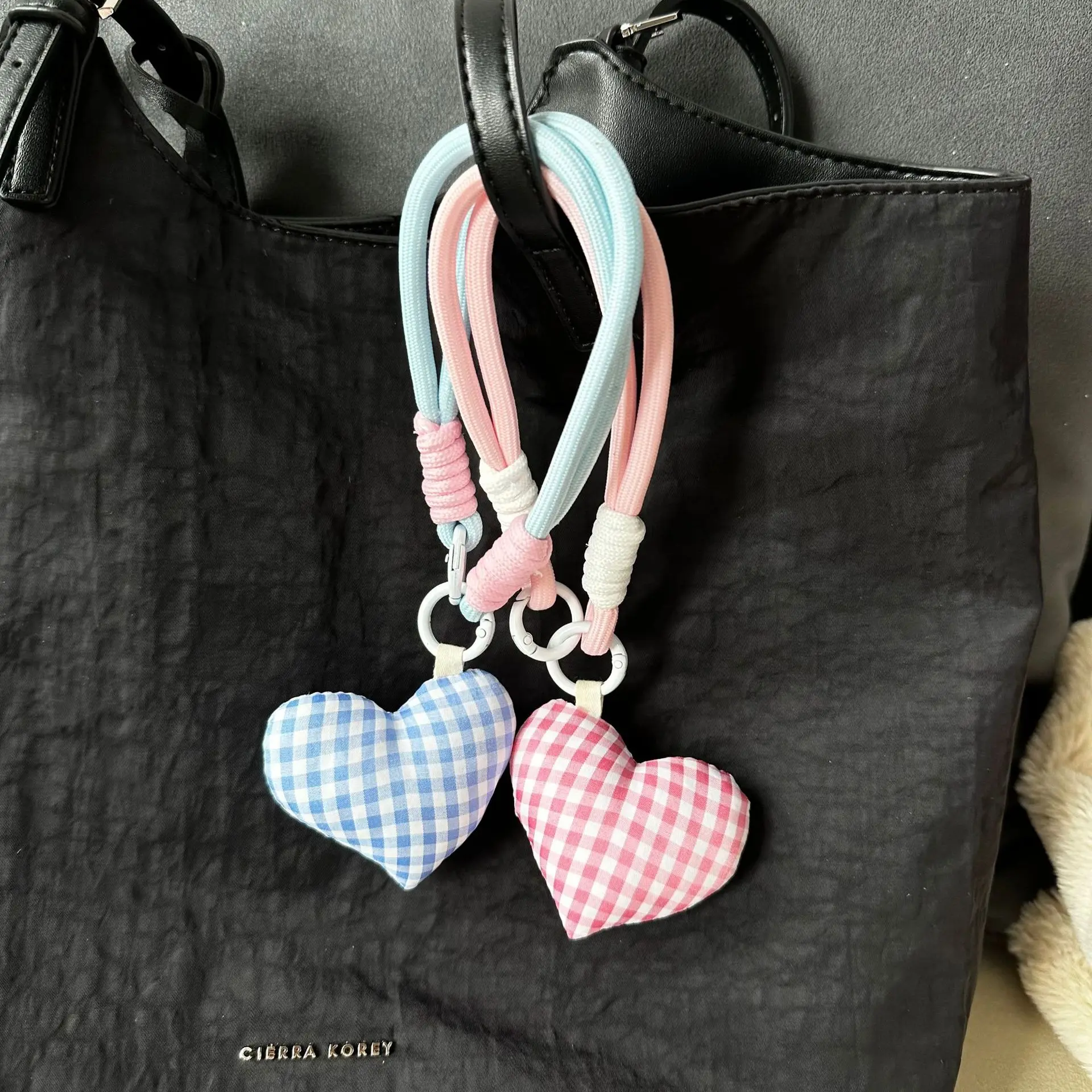 

Blue Pink Grid Fabric Love Small Pendant Bag Charm Decoration Mobile Phone Straps Girl Heart Hanging Accessories Hand-woven Rope