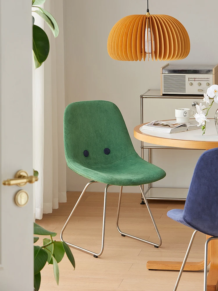 Medieval style chair ins soft bag creative fun coffee shop backrest dining chair Internet celebrity retro stool