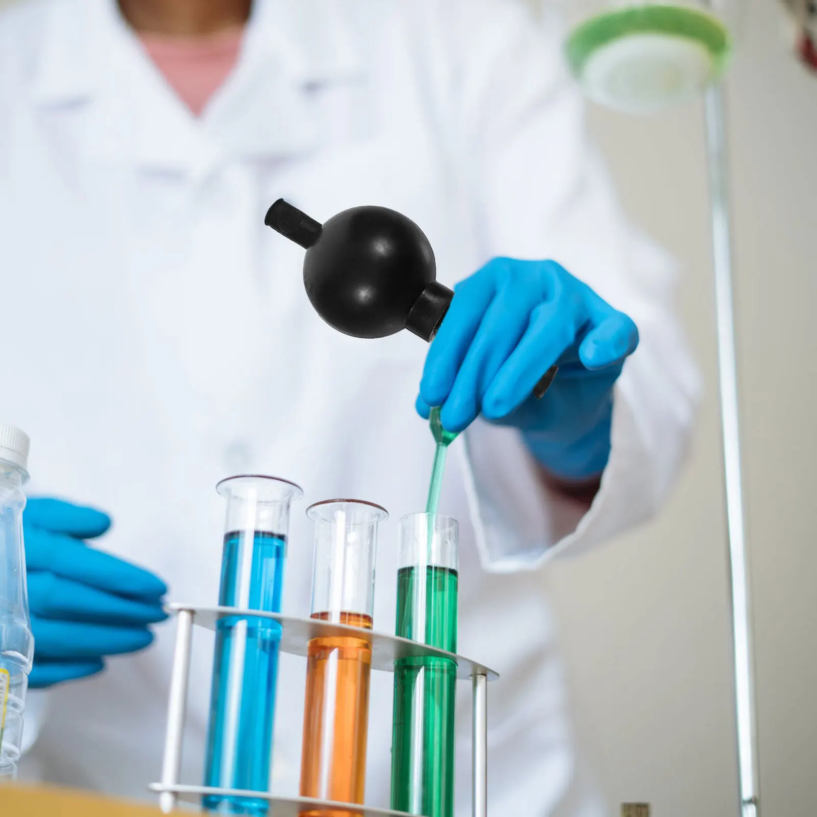 

Quantitative Suction Bulb 3-Way Lab Suction Ball Pipette Filler Silicone Liquid Extraction Tool For Medical Lab Equipment