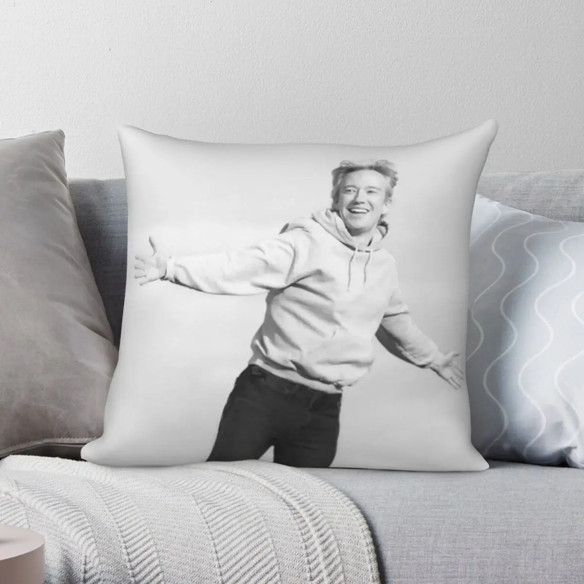 

Tom Scott Dies Goes To Heaven Square Pillowcase Polyester Linen Velvet Printed Zip Decorative Sofa Seater Cushion Cover