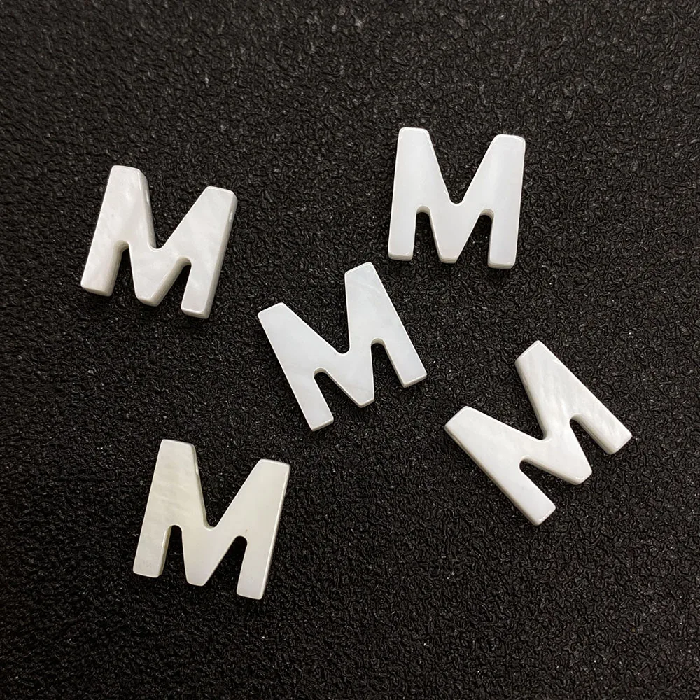 10pcs Natural Shell Letter Beads A-Z Capital English Letters White Mother of Pearl Loose Beads for Bracelet DIY Jewelry Making