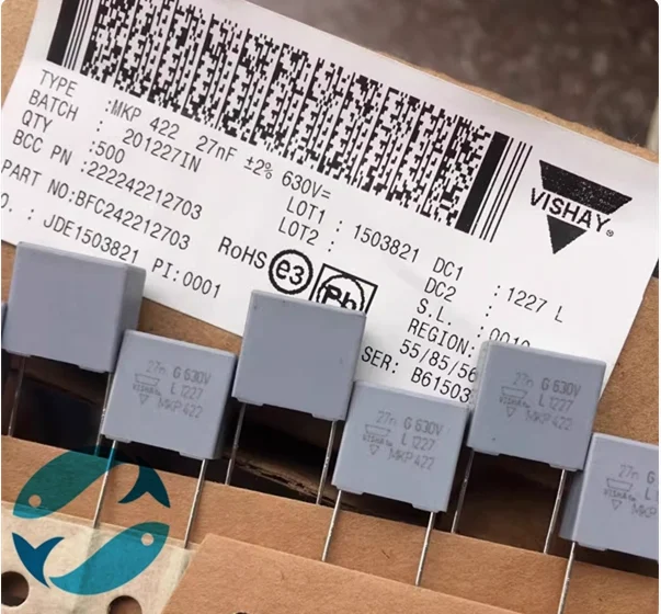 

30pcs/lot Original VISHAY film capacitor BFC242212703 MKP422 27NF 630V 2% 12.5x6x11.5mm P10MM free shipping