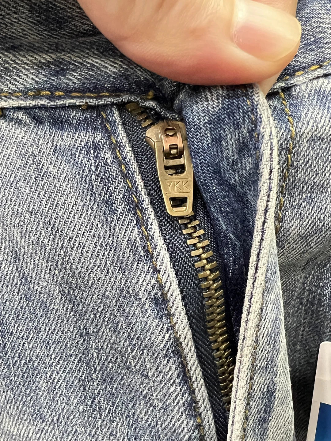 ファイオナブル ストレートレッグ メンズジーンズ ラインウェイドアウト ホワイト コットンポリエステル混紡 快適で通気性のある 秋の新作...