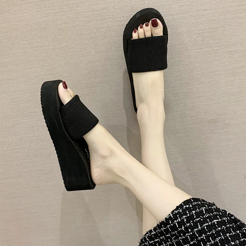 Fashion Wedge Heels Slippers Women Flip Flops Summer Thick Bottom Sandals Platform Slippers Soft Beach Shoes Non-Slip Slides