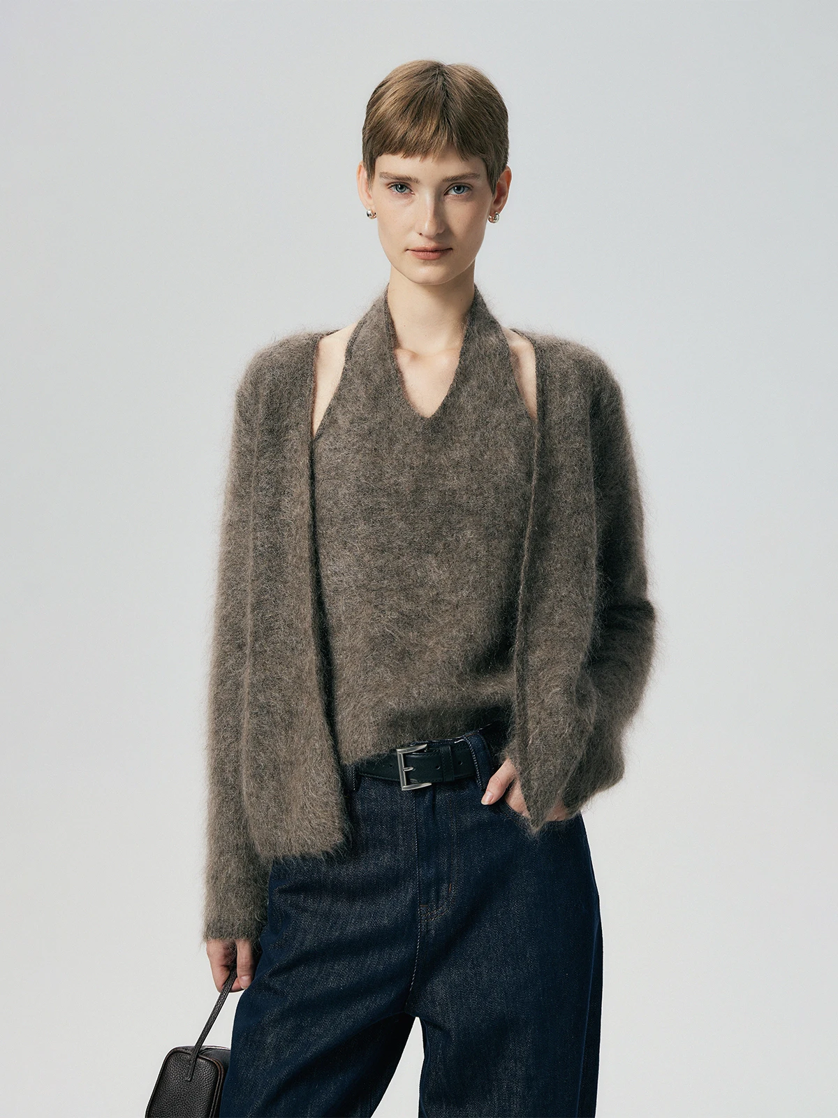 

Thoransaura Women's Loose Knitted Wool Blend Faux Two-Piece Vest Ne Hanging Sweater Relax Sle Faion Autumn Collection